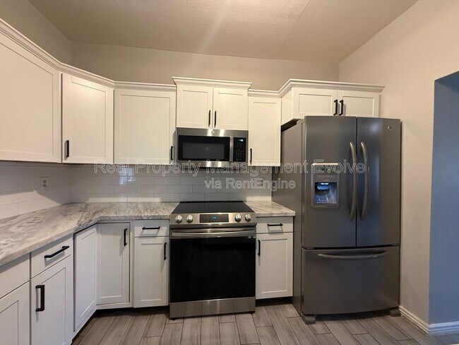 Building Photo - 18626 N 34th Ave