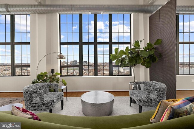 Building Photo - 1200 Steuart St