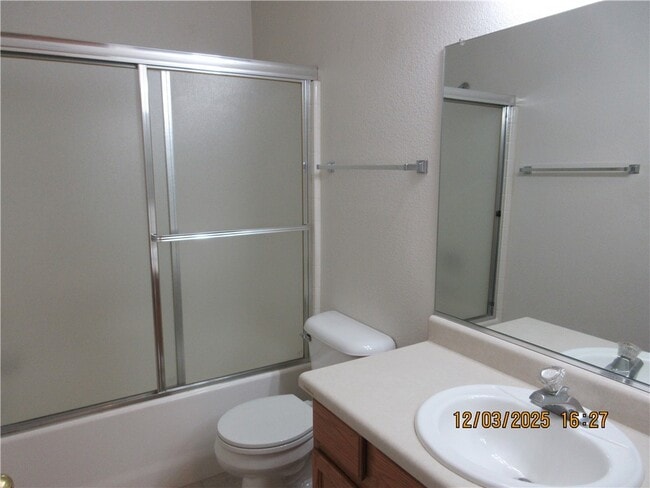 Building Photo - 2469 Fox