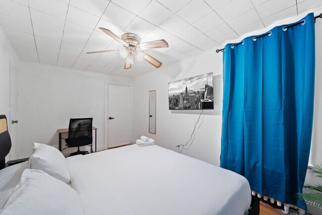 Building Photo - 21 Lord Ave