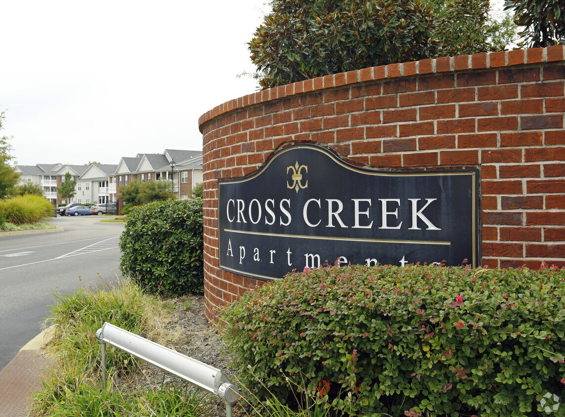 Cross Creek Millington
