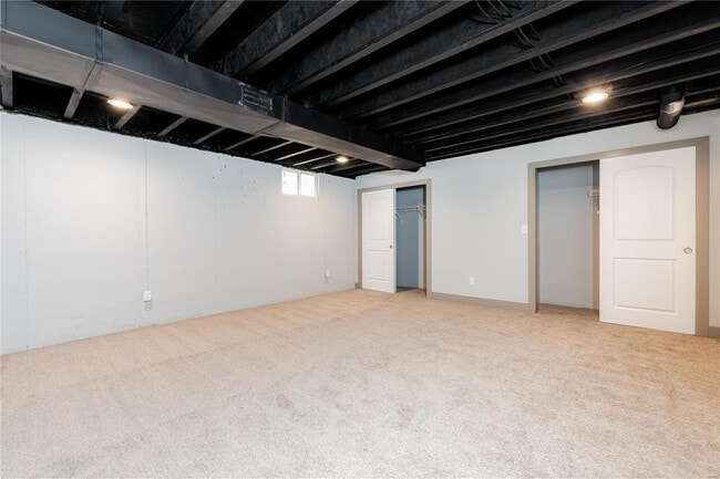 Building Photo - 4319 Hunt Ave