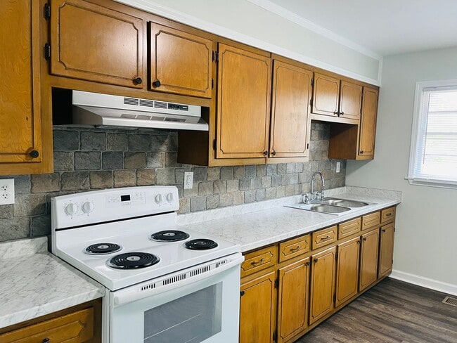 Building Photo - 60 W Washington St