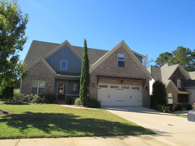 Primary Photo - 285 Solamere Ln