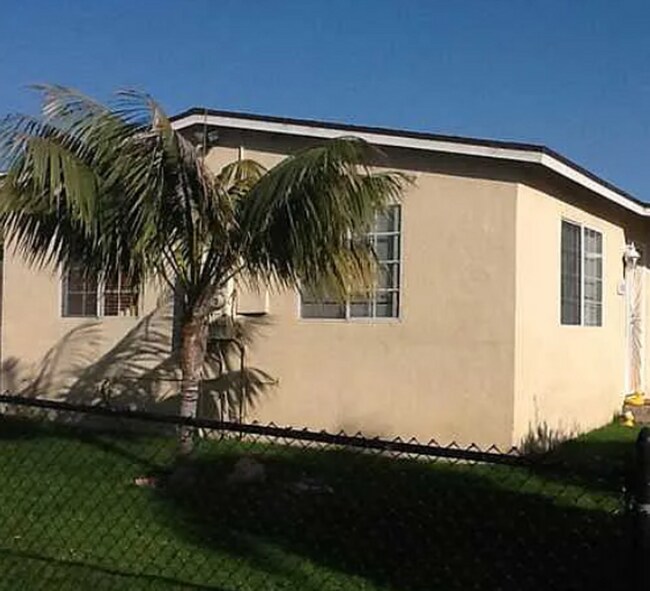Primary Photo - *** OCEANSIDE OASIS 2/1 WITH GARAGE, NEWLY...