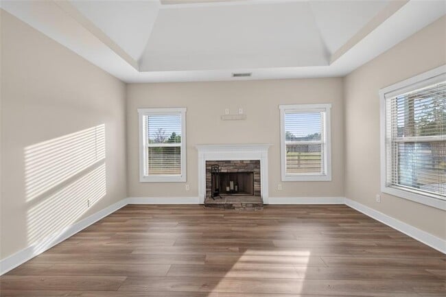 Building Photo - 612 Quail Ct