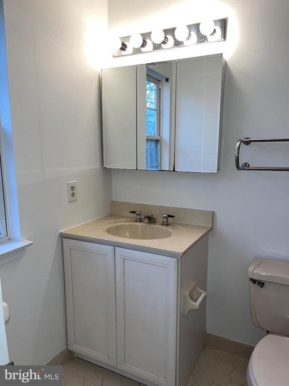 Building Photo - 15 Halstead Pl