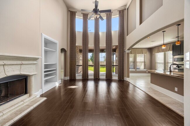 Building Photo - 14918 Diane Manor Ln