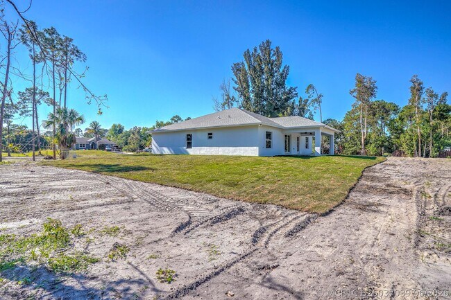 Building Photo - 13875 63rd Rd N