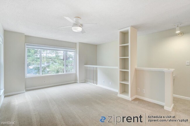 Building Photo - 1 br, 1 bath Condo - 372 Imperial Way, Dal...