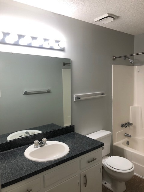 Building Photo - 4405 Graceland Ct