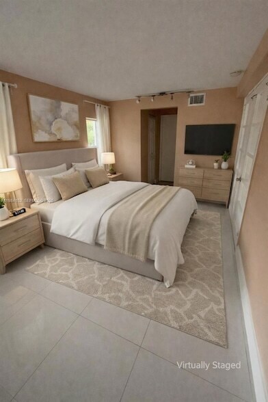 Building Photo - 14215 NE 9th Ave