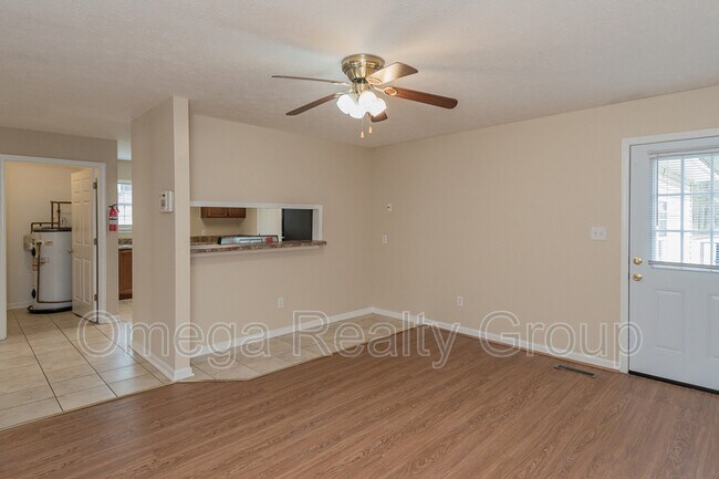 Building Photo - 125 Carol Cir