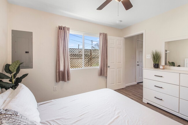 Building Photo - 1739 Monte Diablo Ave