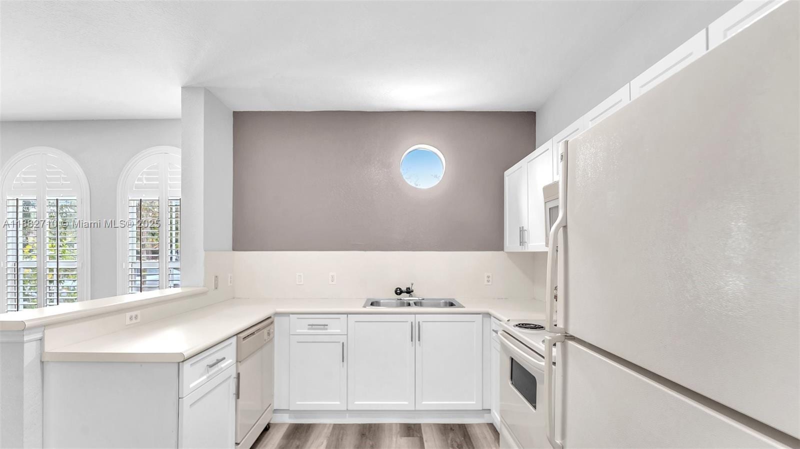 Building Photo - 4465 SW 160th Ave