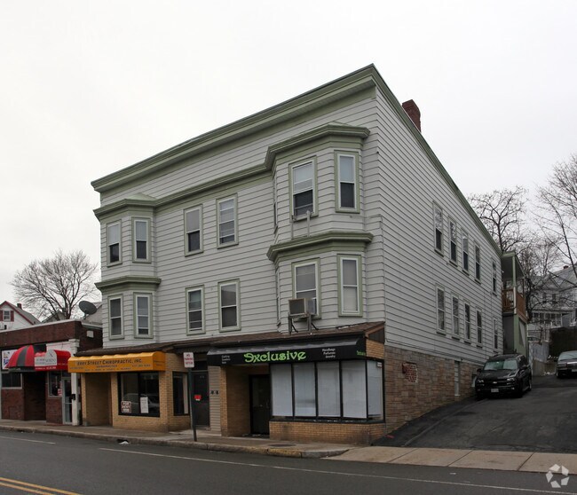 Primary Photo - 210-216 Ferry St