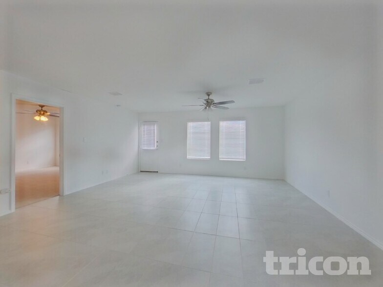 Building Photo - 1423 Dovekie Dr