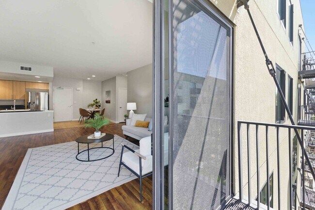 Building Photo - 2 Bedroom Flat for Rent at Plant 51 in Downtown San Jose