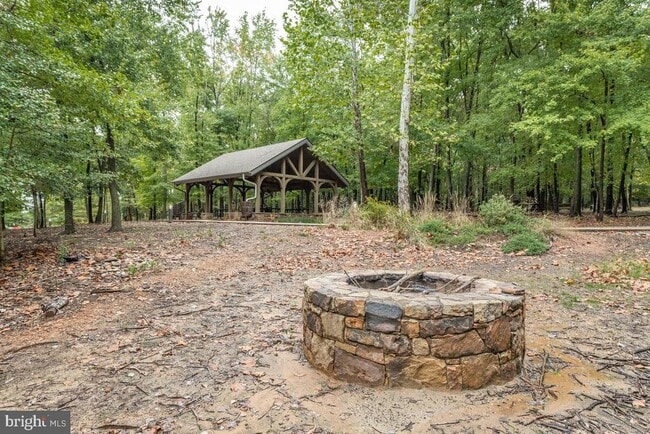 Building Photo - 311 Kahler Way