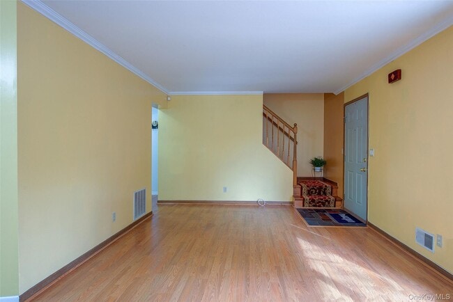 Building Photo - 41 Beechwood Ave