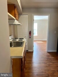 Building Photo - 118 N 3rd St