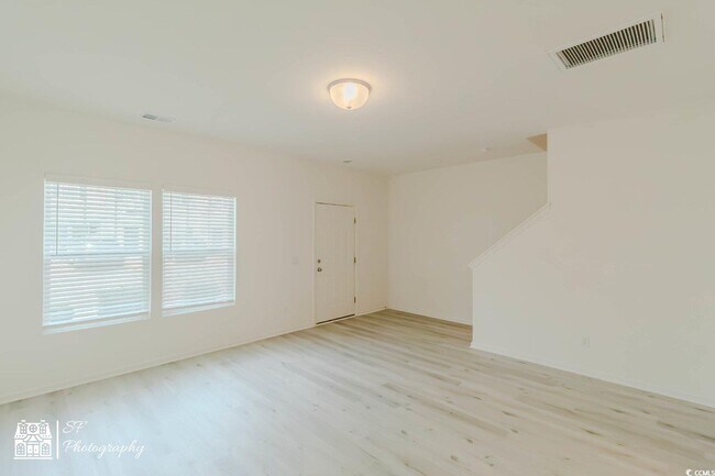 Building Photo - 305 Cherwell ct