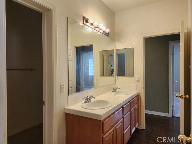 Building Photo - 35978 Meriwether Way