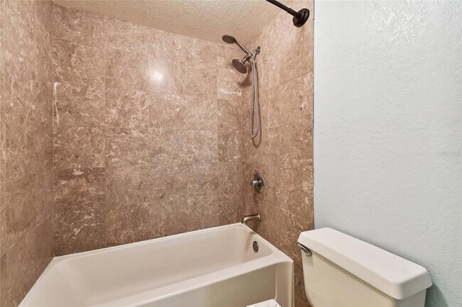 Building Photo - 10263 Gandy Blvd N