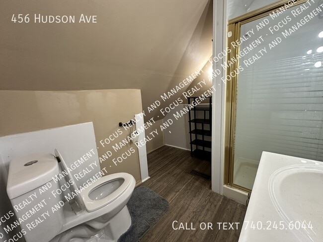Building Photo - 456 Hudson Ave