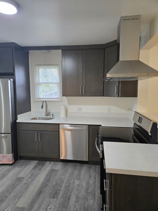 Building Photo - STATUS: AVAILABLE- |R24S| $1625
