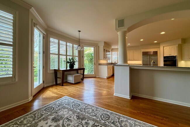 Building Photo - 1876 Heritage Way