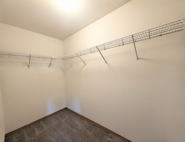 Building Photo - 3bd/2.5ba Everett Home