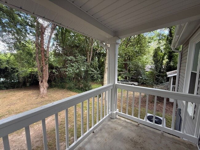 Building Photo - Newly Remodeled 2BD, 1BA Downtown Raleigh ...