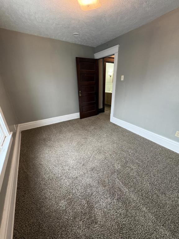 Building Photo - 242 W Summit St