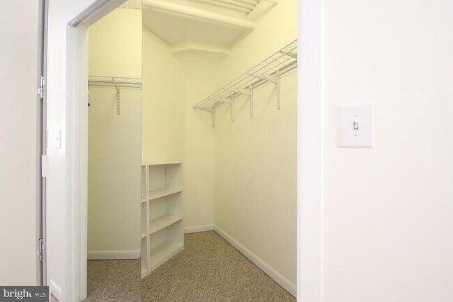 Building Photo - 2200 Arch St