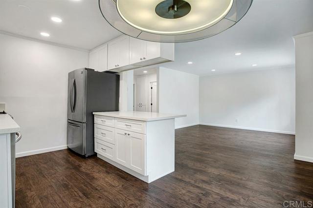 Building Photo - 13754 Mango Dr