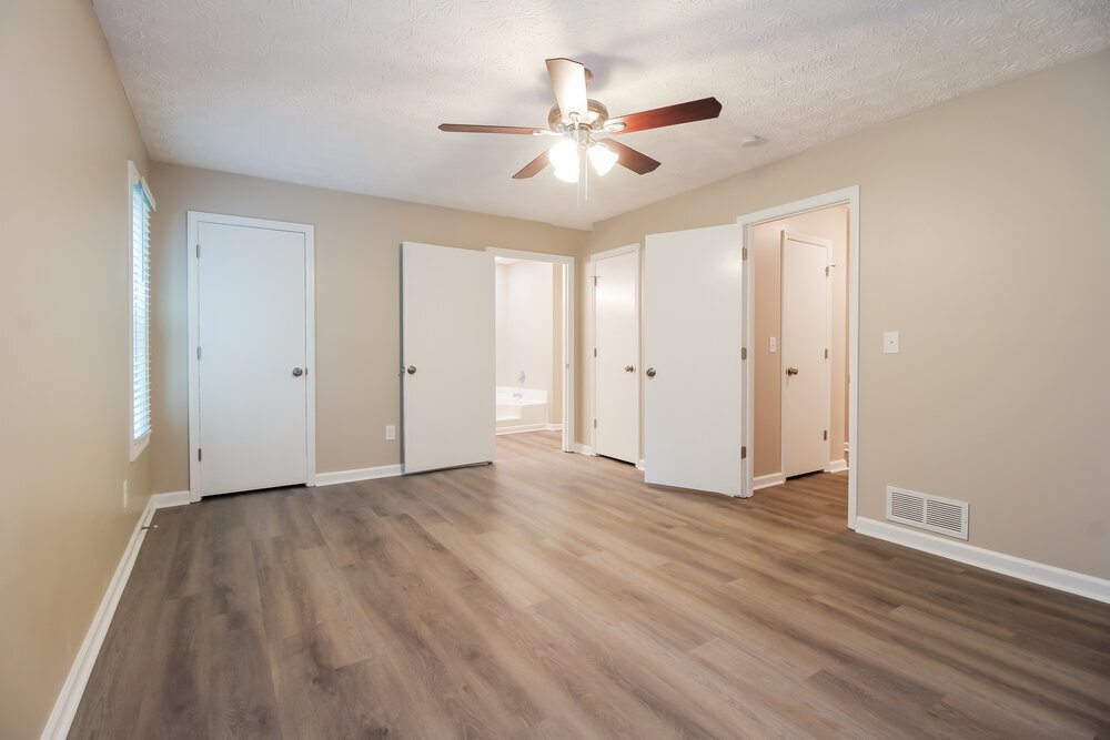 Building Photo - 1013 Summer Pl NW