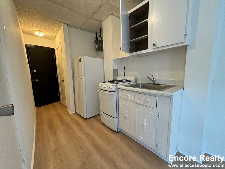 Building Photo - 44A Joy St