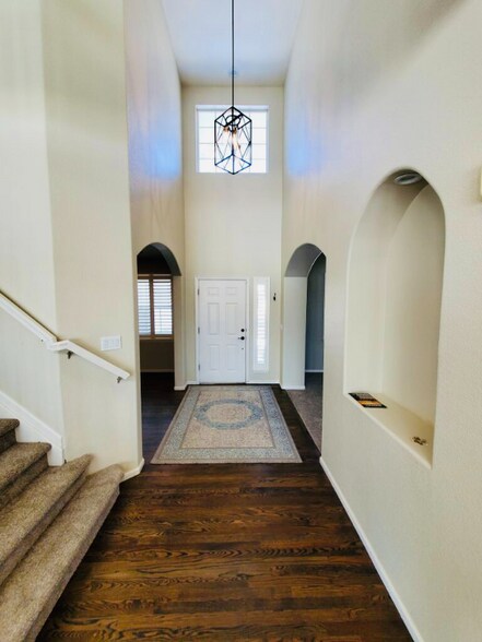 Building Photo - 101 Cobble Ct