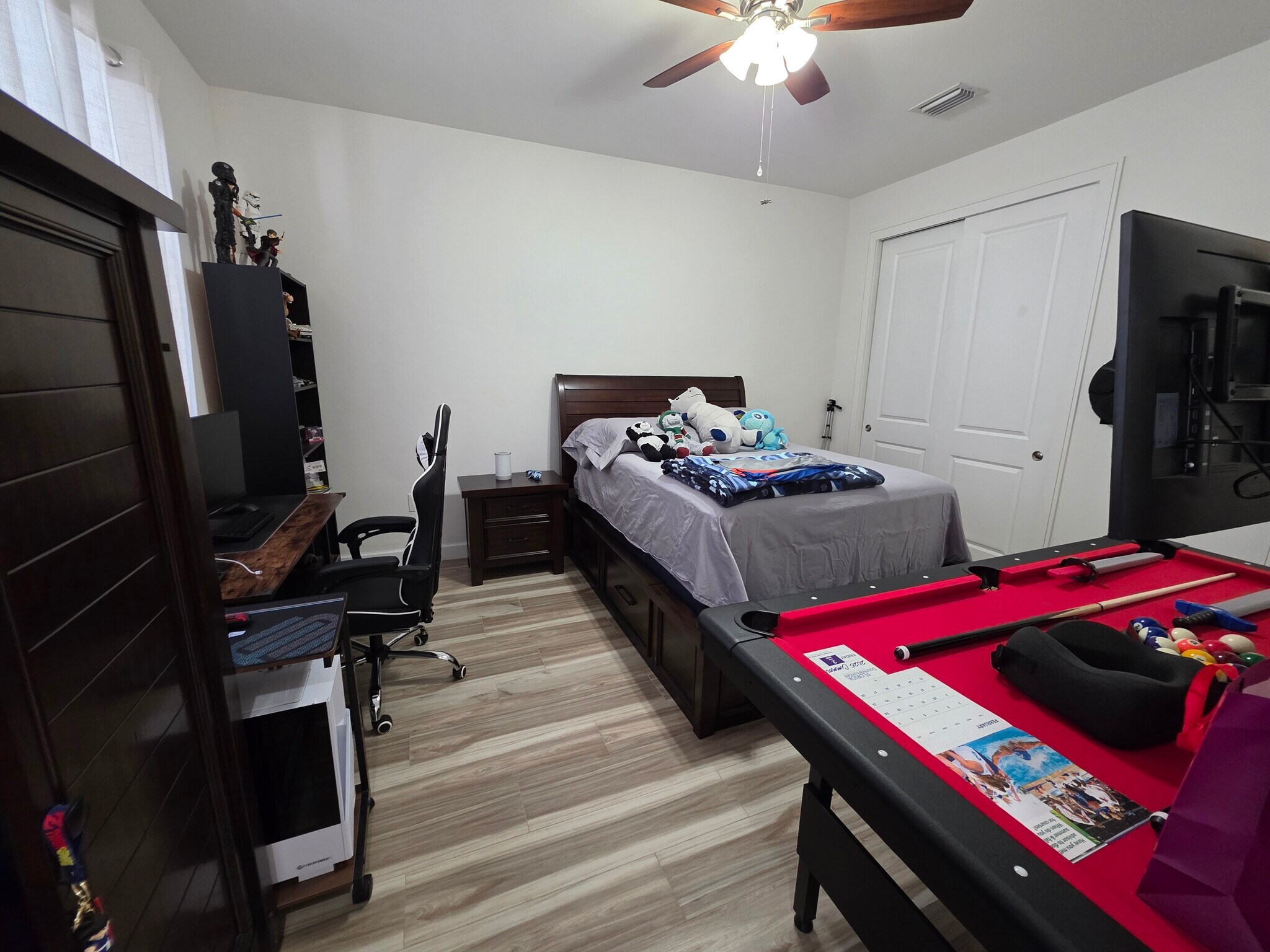 Building Photo - 5224 SW 27th Pl