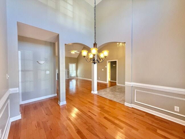 Building Photo - Charming 3BD, 2BA Ranch Style Holly Springs Home with Fenced Yard in an HOA Community with Amenities