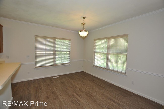 Building Photo - 6 br, 4 bath House - 1631 Jolliff Rd.
