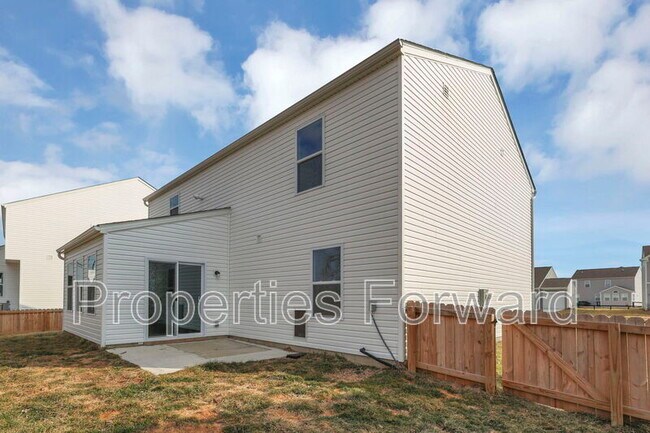 Building Photo - 21 Thurber Rd