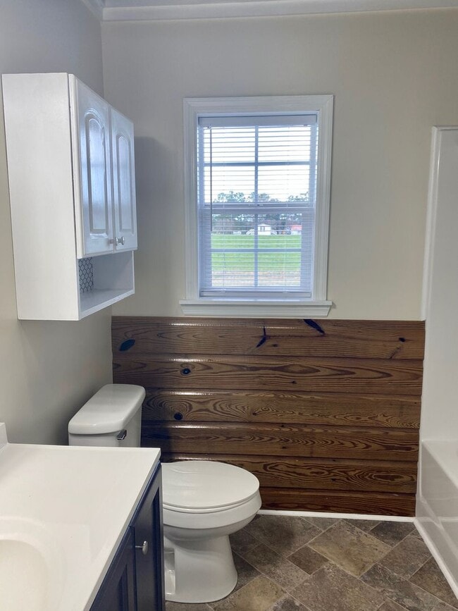 Building Photo - Amazing property! Dreamy wraparound porch! Immaculate & Completely Updated! 3 Bedrooms/2 Baths!