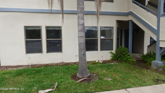 Building Photo - 5615 San Juan Ave