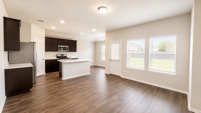 Building Photo - 6410 Indigo Cliff Dr