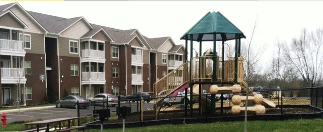 Primary Photo - The Grove at Kendal Apartments