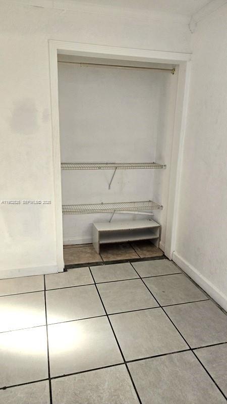 Building Photo - 2622 Sheridan St