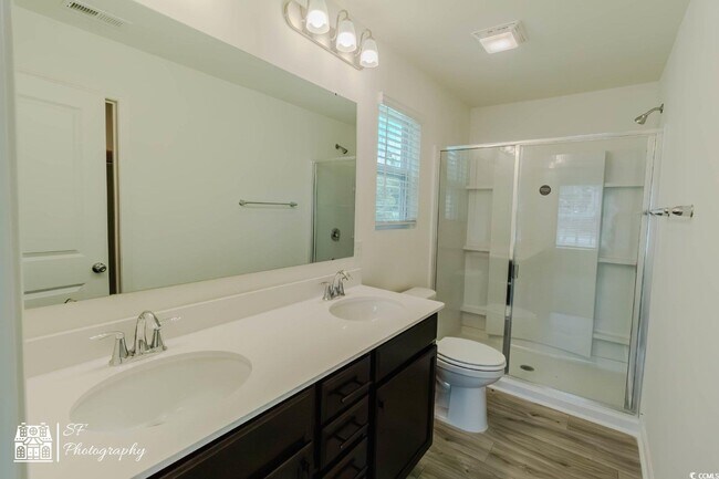 Building Photo - 103 Crescent Wy