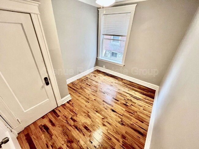 Building Photo - 5138 Waterman Blvd